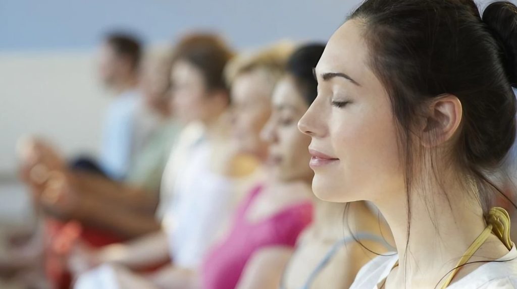 ritiro di meditazione o pratica quotidiana featured